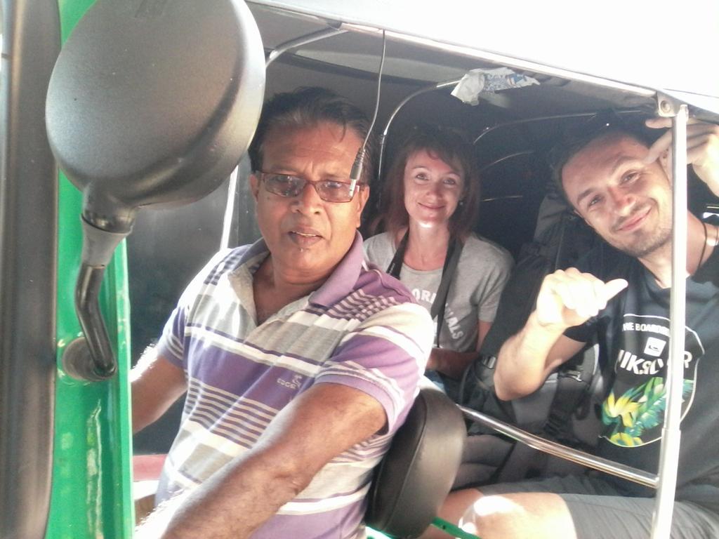 Randi Homestay In נגומבו מראה חיצוני תמונה