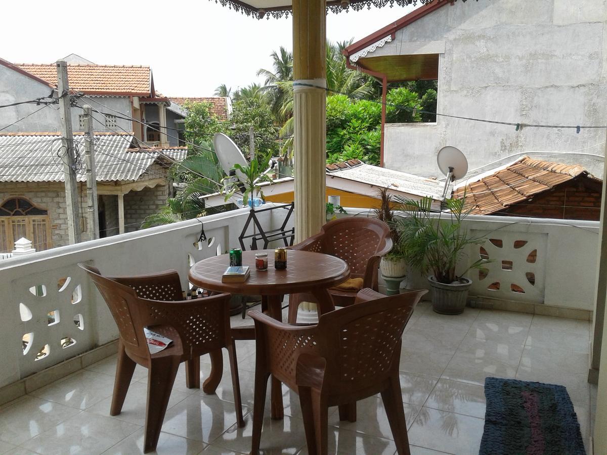 Randi Homestay In נגומבו מראה חיצוני תמונה